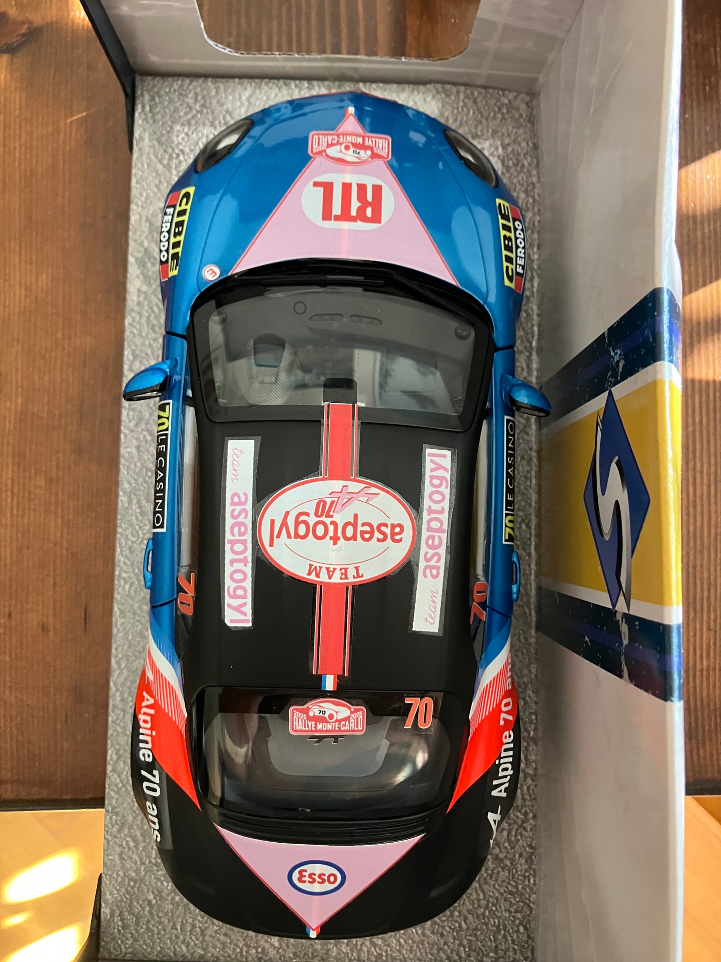 SOLIDO 1/18e - Alpine A110 Trackside - Team Aseptogyl - Exemplaire unique