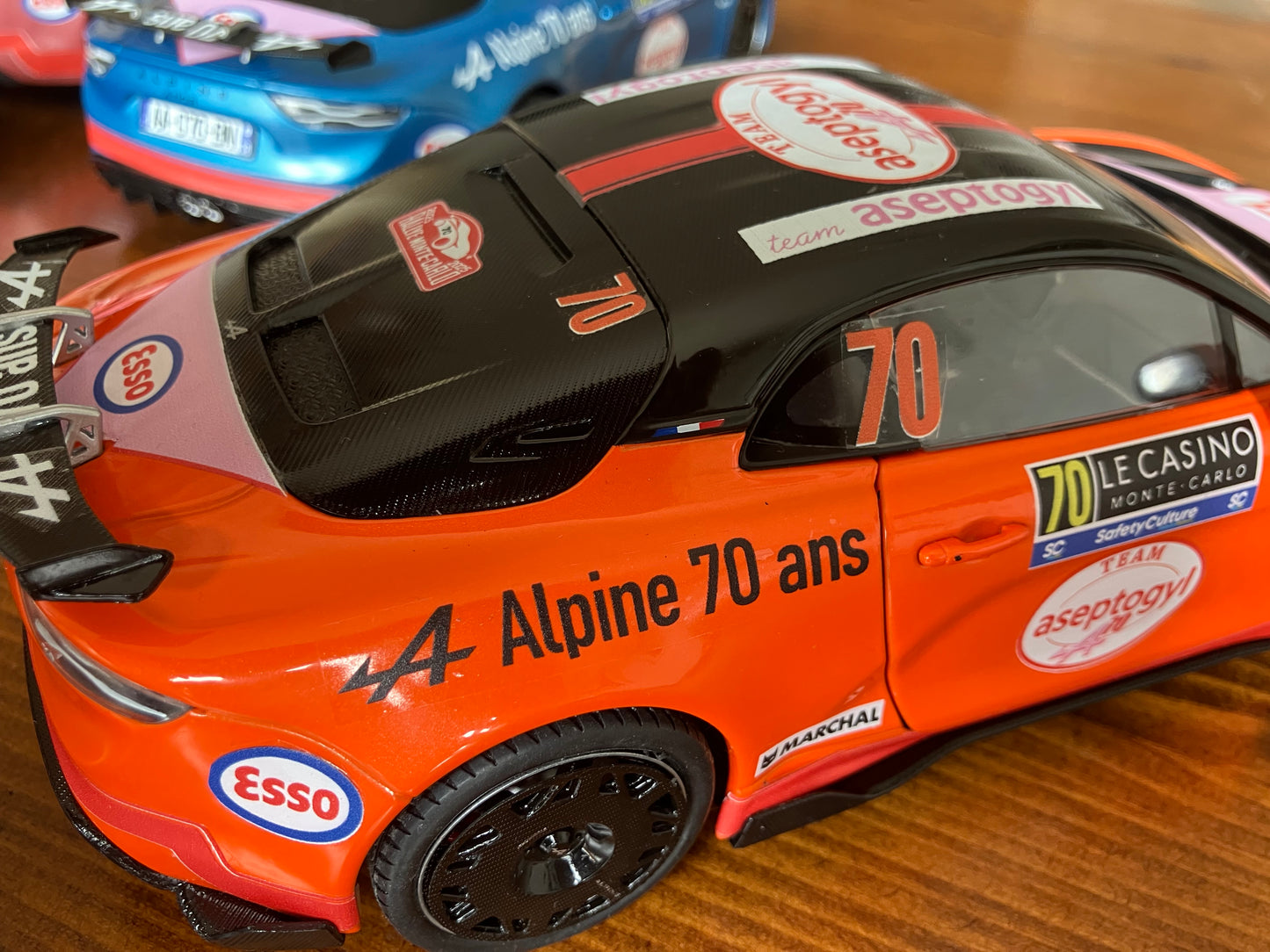 SOLIDO 1/18e - Alpine A110 Radicale 2025 "Orange" - Team Aseptogyl - 4 exemplaires