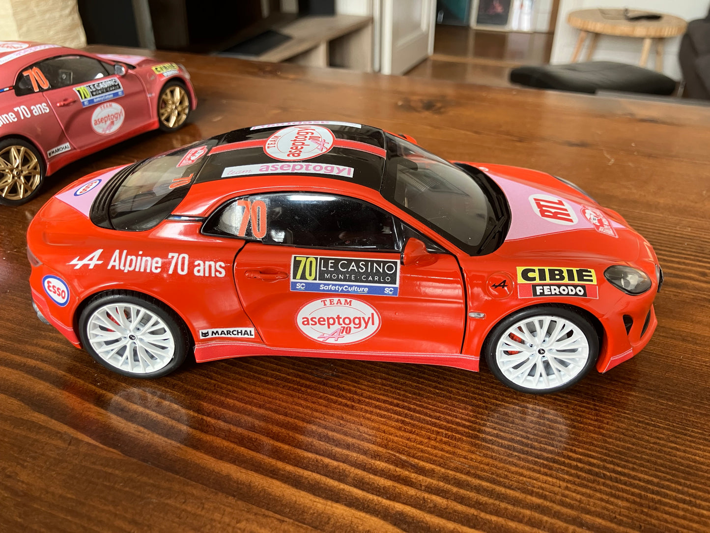 SOLIDO 1/18e - Alpine A110S Color Red - Team Aseptogyl - Exemplaire unique