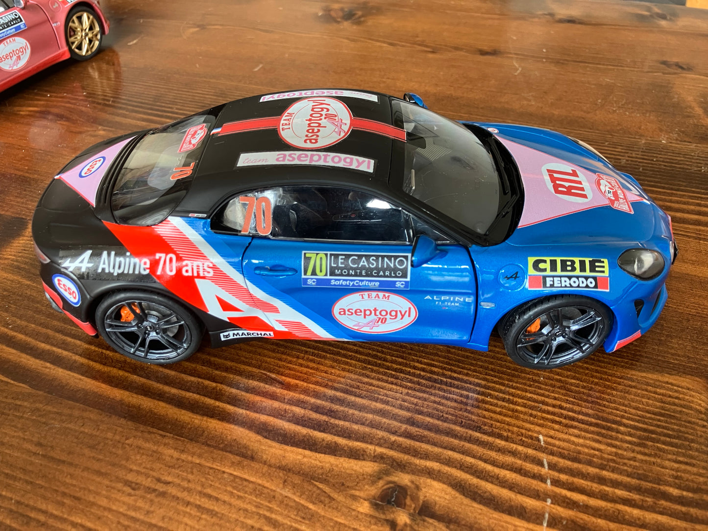 SOLIDO 1/18e - Alpine A110 Trackside - Team Aseptogyl - Exemplaire unique