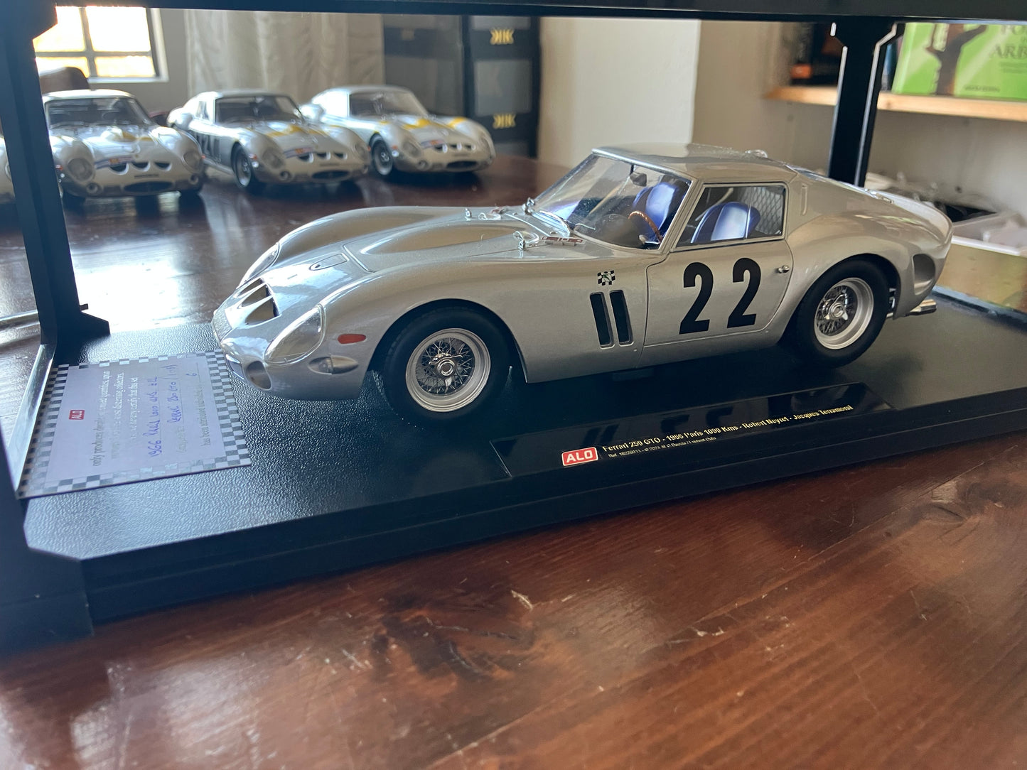 FERRARI 250 GTO 1966 1000 KM DE PARIS "22" - NEYRET/TERRAMORSI 1/18e