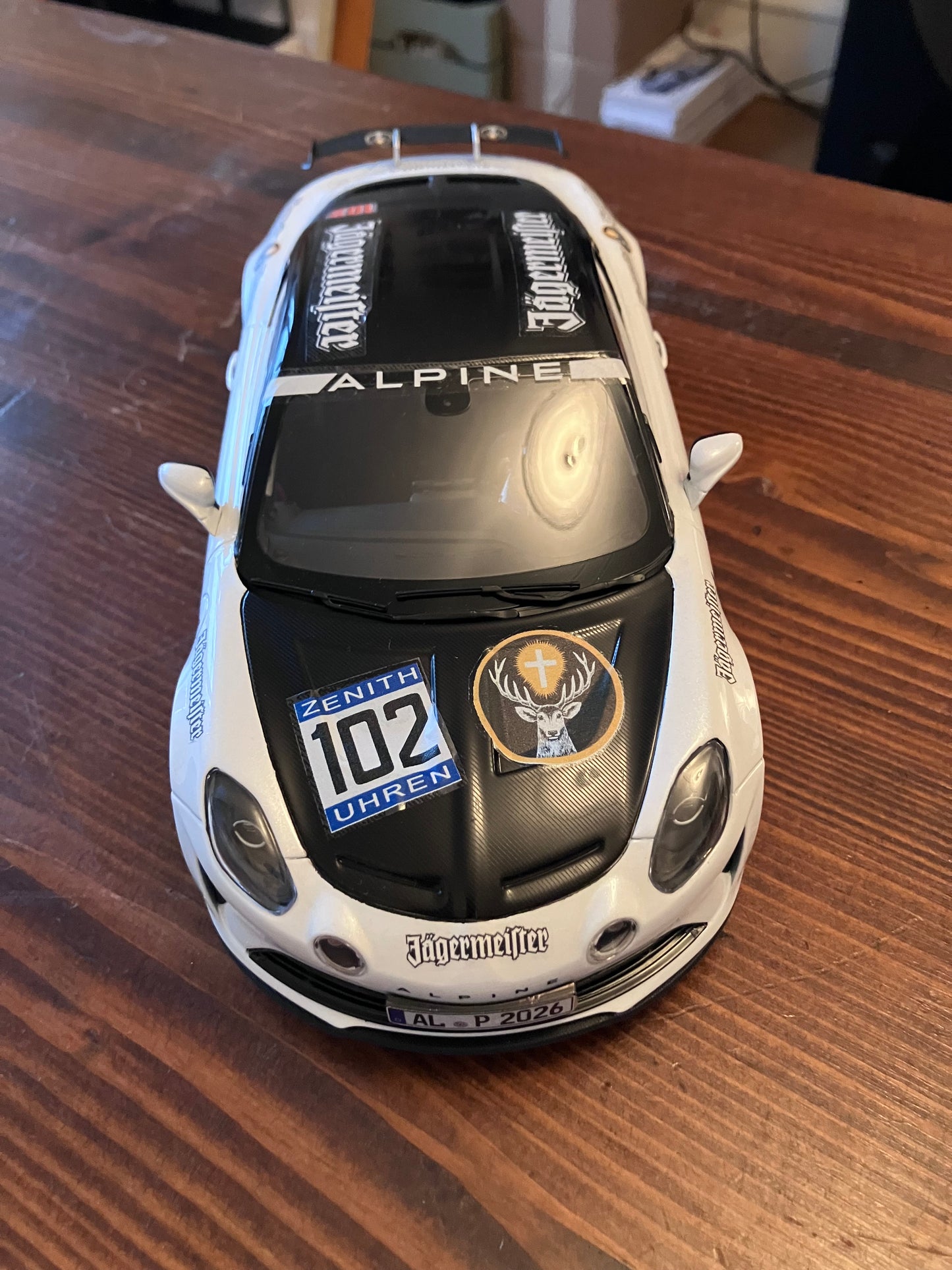 NOREV 1/18e -Alpine A110R Blanche-Hommage-JAEGERMEISTER 1973 M06